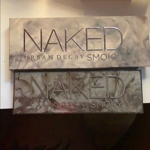 Urban Decay Naked SMOKY Eyeshadow Palette